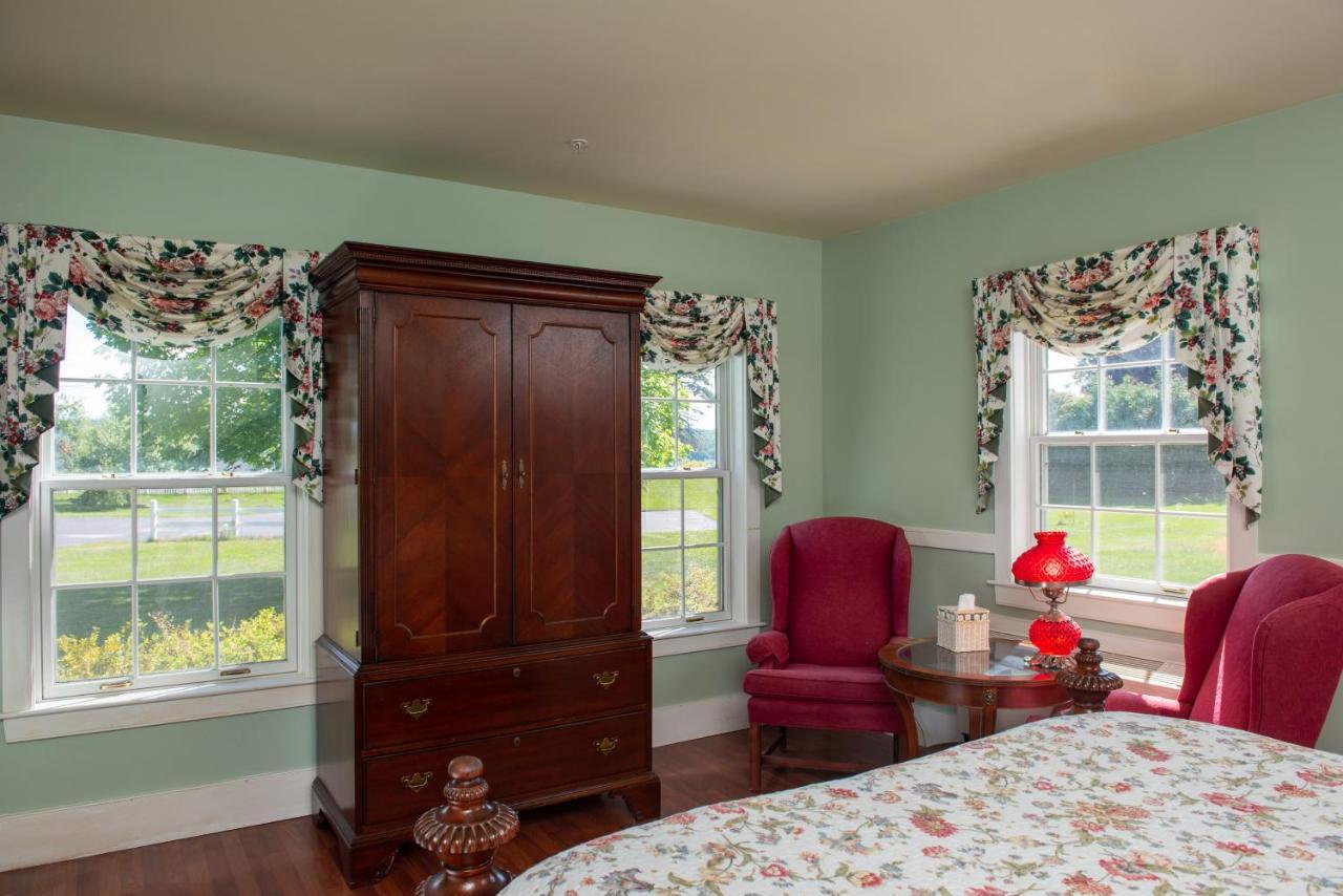 Strong House Inn Vergennes Exterior foto
