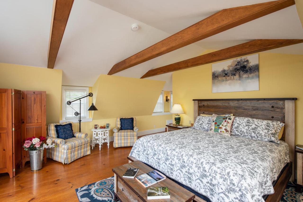 Strong House Inn Vergennes Exterior foto