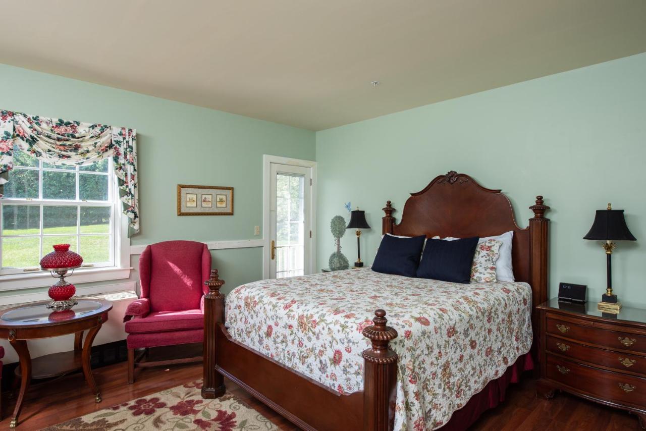 Strong House Inn Vergennes Exterior foto